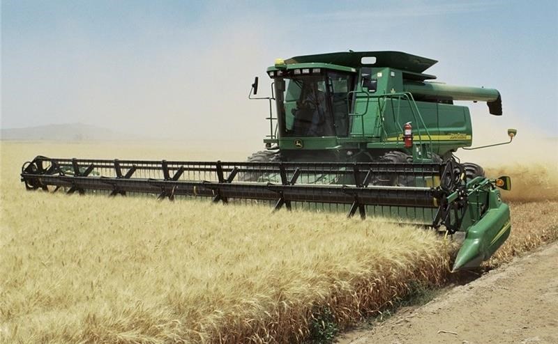 ۴۳۱۸ دستگاه ماشین آلات کشاورزی در استان قزوین پلاک گذاری شد