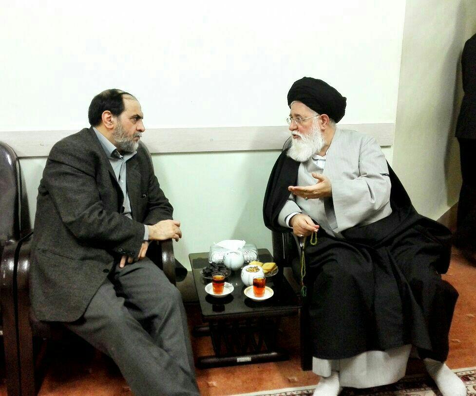 حکم اعدام شهید نواب صفوی را چگونه و کجا از شاه، گرفتند؟! حکم اعدام شهید نواب صفوی را چگونه و کجا از شاه، گرفتند؟!