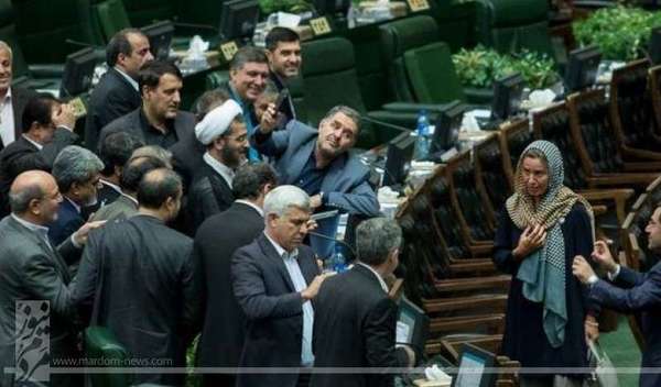 &#1582;&#1589;&#1608;&#1589;&#1740;&#1617;&#1575;&#1578; &#1606;&#1605;&#1575;&#1740;&#1606;&#1583;&#1607;&zwnj;&#1740; &#1605;&#1580;&#1604;&#1587; &#1670;&#1740;&#1587;&#1578;&#1567;