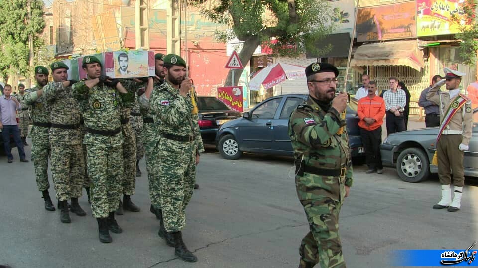 تشییع پیکر مطهر شهید حسین ادبیان