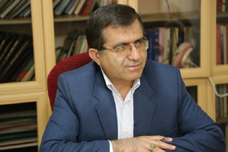 پیگیری ویژه عملیات اجرایی فسفات چرام در دستور کار است / صمیمی روزهای خوبی را نوید داد