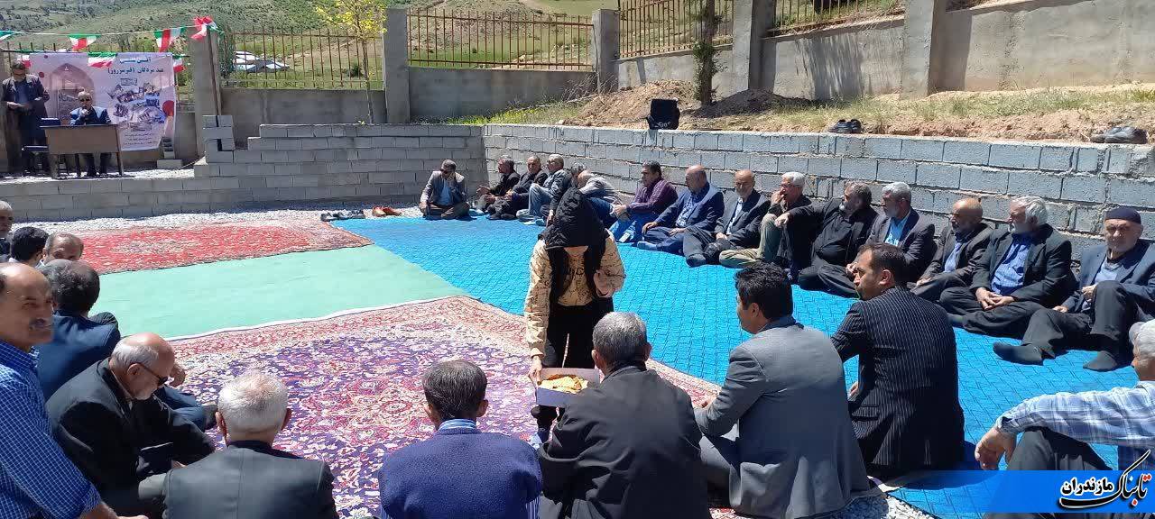 عید مردگان در روستای ولویه علیا چهاردانگه ساری همراه با افتتاح گلزار پنج مزاری شهدا