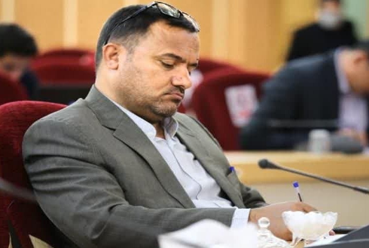 دانایان و نادانان فضای سیاسی!