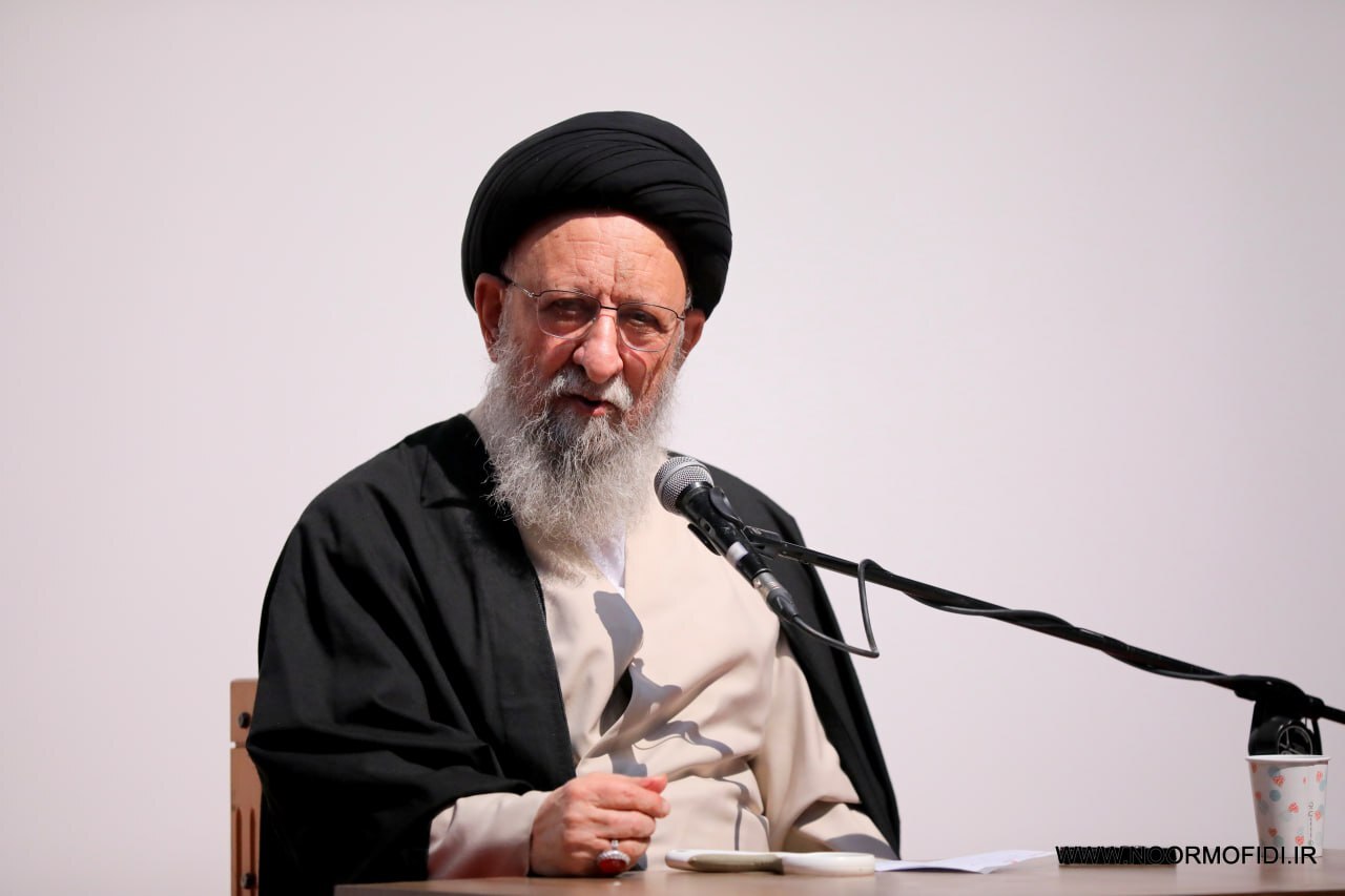 دشمنان چشم دیدن اتحاد مردم ما را ندارند/علما باید پیامبر گونه رفتار کنند