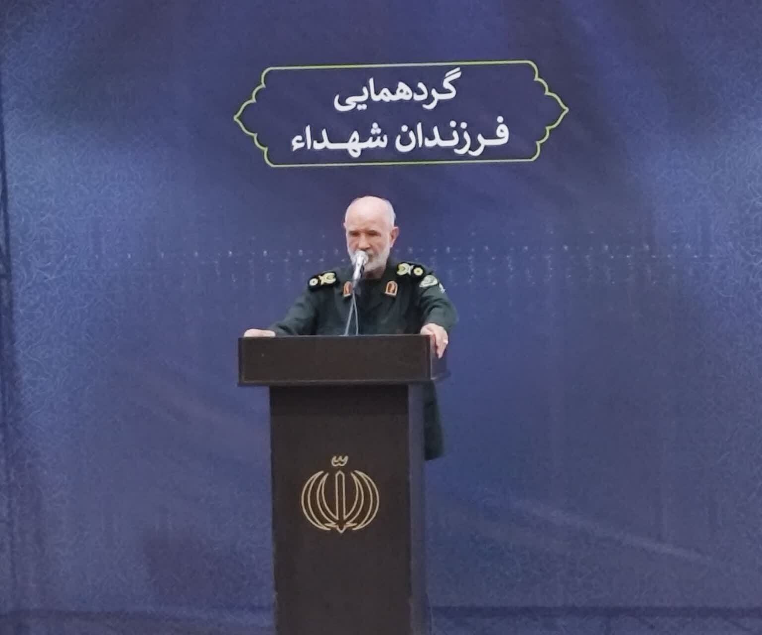برگزاری همایش عمو قاسم با حضور فرزندان شهدا در کرمان برگزاری همایش عمو قاسم با حضور فرزندان شهدا در کرمان