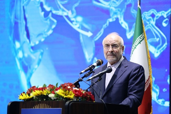 کنش&zwnj;گری دیپلماتیک استانداران، نیاز امروز کشور است/ کارگروه&zwnj;های استانی در ساختار سفارت&zwnj;خانه&zwnj;ها تشکیل شود