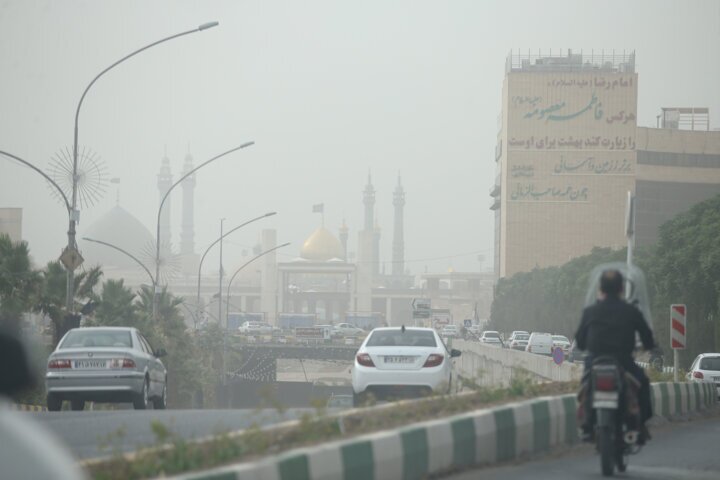 هوای قم دوباره ناسالم شد هوای قم دوباره ناسالم شد