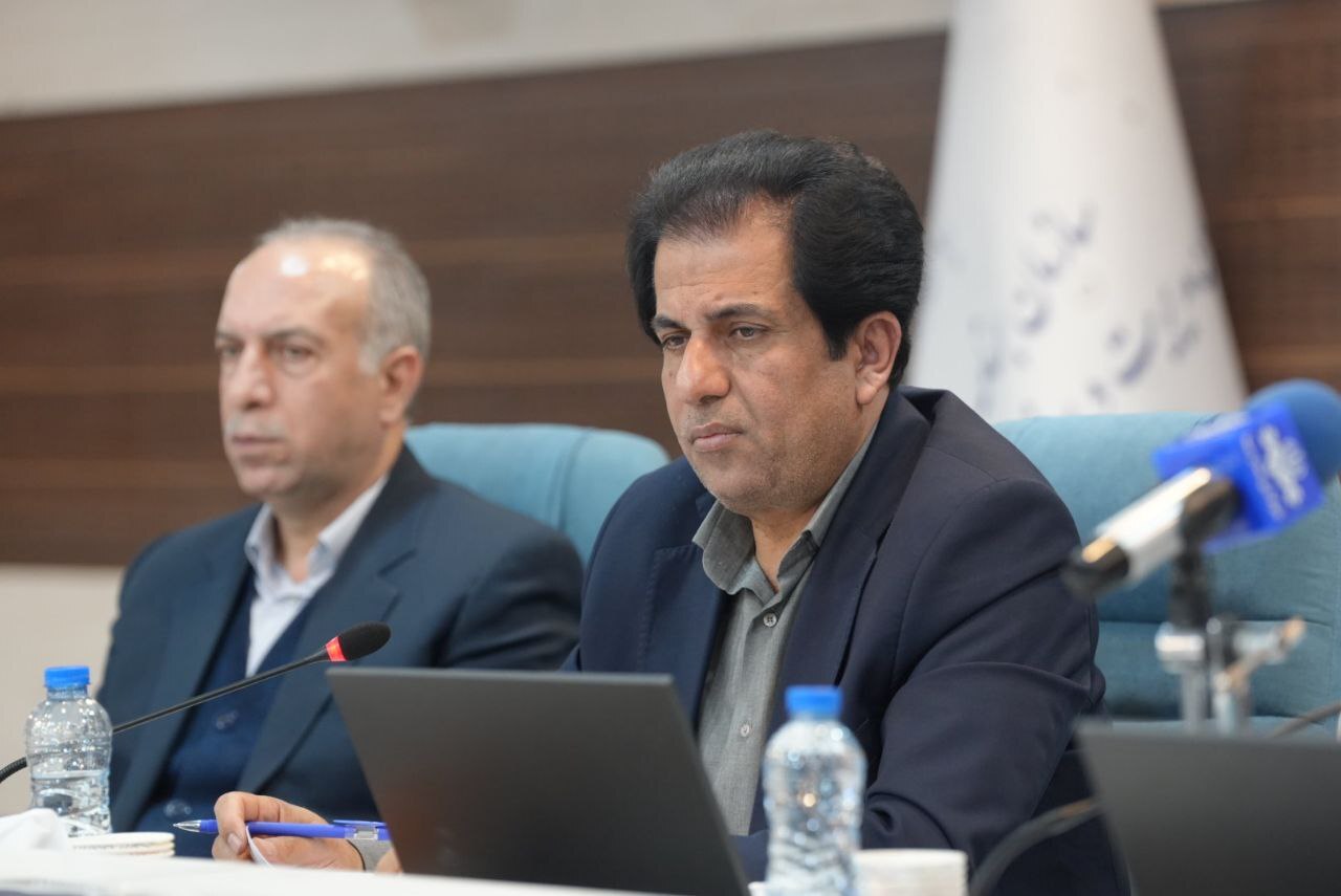 کرمانشاه در مسیر توسعه؛ واگذاری پروژههای بزرگ و آغاز مسدودسازی ۴۰۷۰ چاه غیرمجاز + فیلم کرمانشاه در مسیر توسعه؛ واگذاری پروژههای بزرگ و آغاز مسدودسازی ۴۰۷۰ چاه غیرمجاز + فیلم