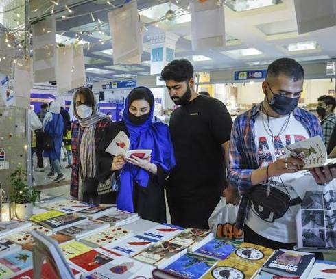 نمایشگاه بزرگ کتاب شاهرود با ۱۲ هزار جلد کتاب آغاز به کار کرد
