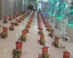 اهدای یکصد بسته حمایتی خدمت کریمانه مرکز افق آستان علی بن باقر(ع)